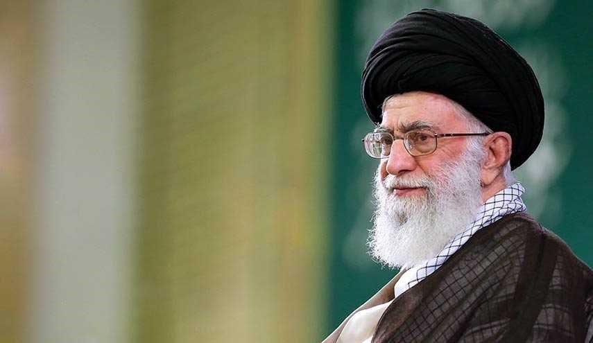 قائد الثورة يعزي برحيل العالم علي شريعتمداري