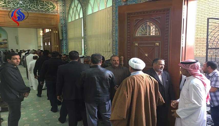 صور/ حشود بحرينية غفيرة وشخصيات علمائية وسياسية تعزي عوائل الشهداء الثلاثة