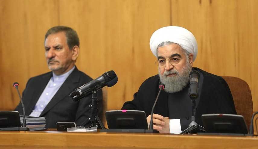 الرئیس روحاني یؤكد على الاسراع بازالة أنقاض موقع مبنى 
