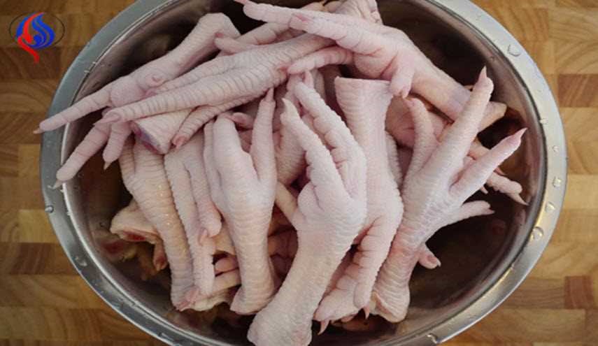 ماذا يحدث للجسم إذا تناولت أرجل الدجاج؟