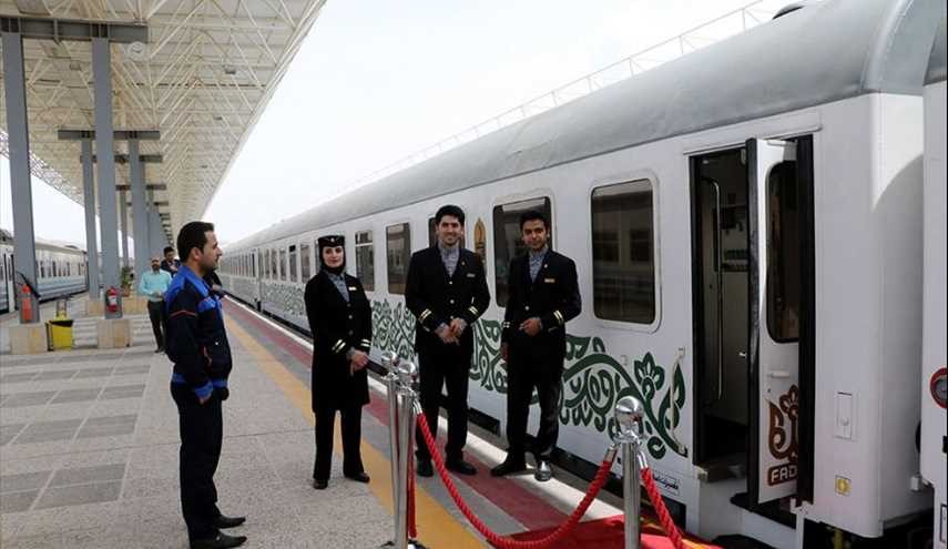 رحلة ممتعة الى من طهران الى مشهد المقدسة مع قطارات فدك السياحية