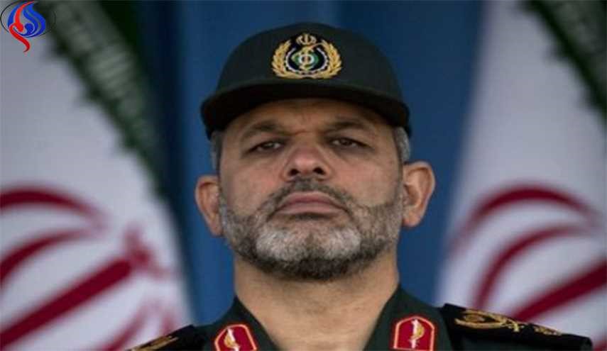 سردار وحیدی: استکبار در برابر عزت مردم سر تعظیم فرود آورد