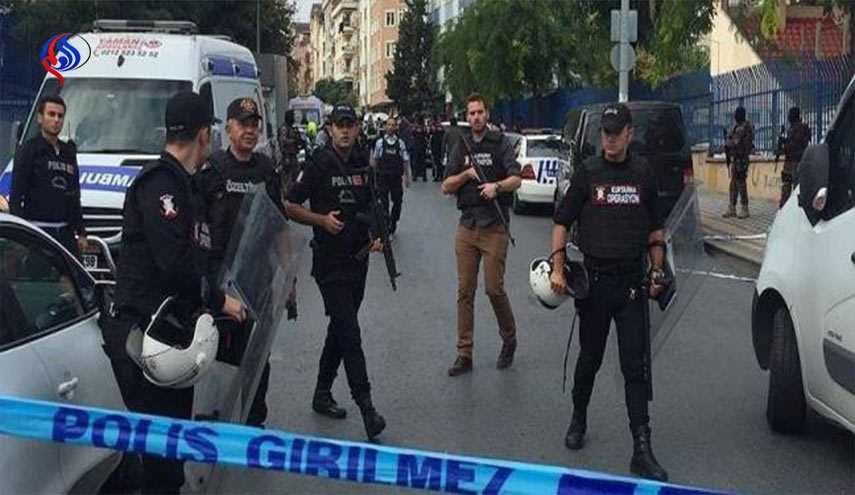 الشرطة التركية تطلق الغاز المسيل للدموع وتعتقل 12 متظاهرا