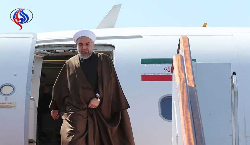 الرئيس روحاني يصل الى الكويت قادما من مسقط