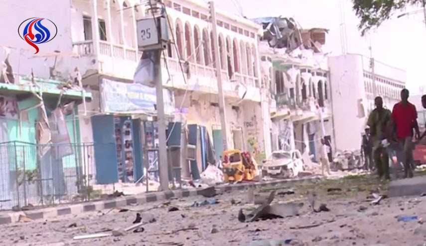 35 قتيلا و40 جريحا بينهم أطفال ونساء في تفجير مقديشو