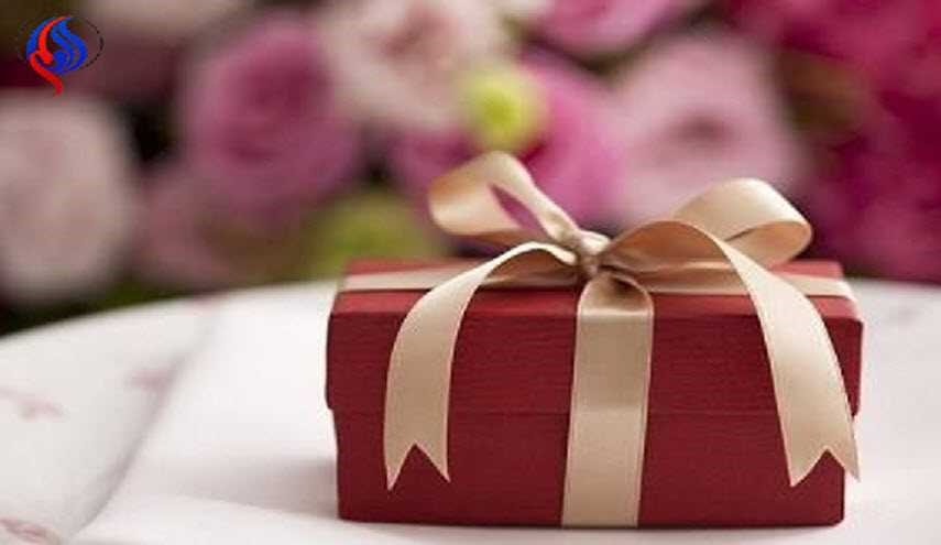 هدية غير متوقعة من صيني لخطيبته تثير بلبلة على الانترنت!