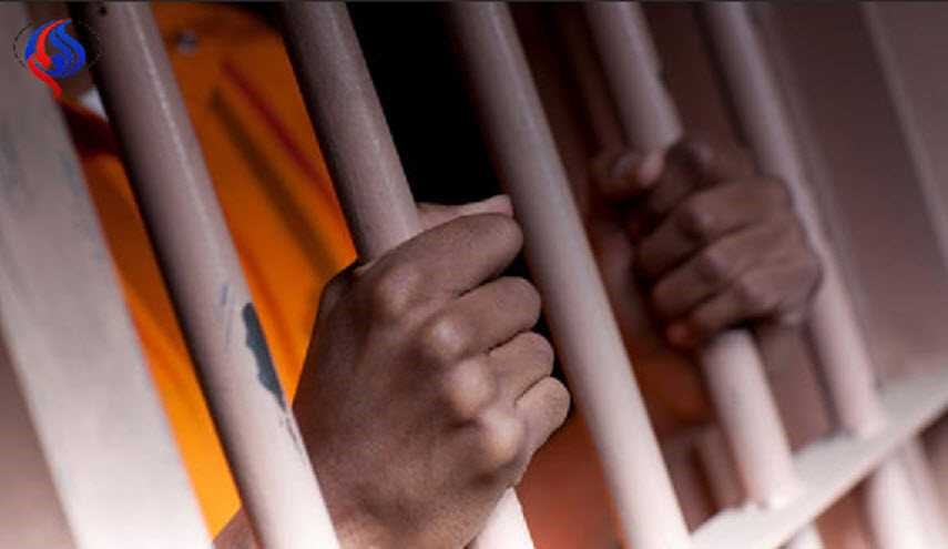 شاهد... احتجاز 5 مصريين في سجن سعودي لمطالبتهم برواتبهم