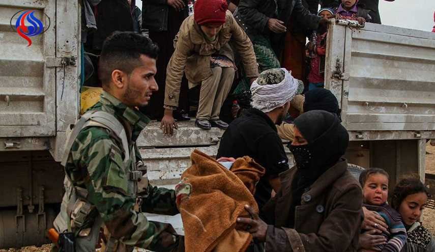 تصاویر ... امداد رسانی بسیج عراق به آوارگان غرب موصل