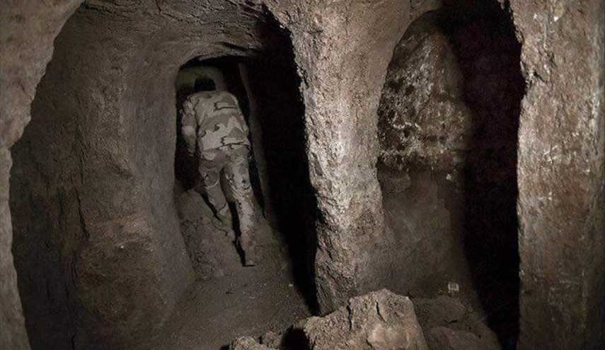 صور من الانفاق التي حفرتها داعش و الاثار التاريخية التي سرقتها وخبئتها في الانفاق