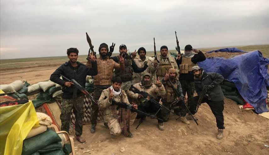 ابطال الحشد المقدس يصدون تعرض من داعش الجبان