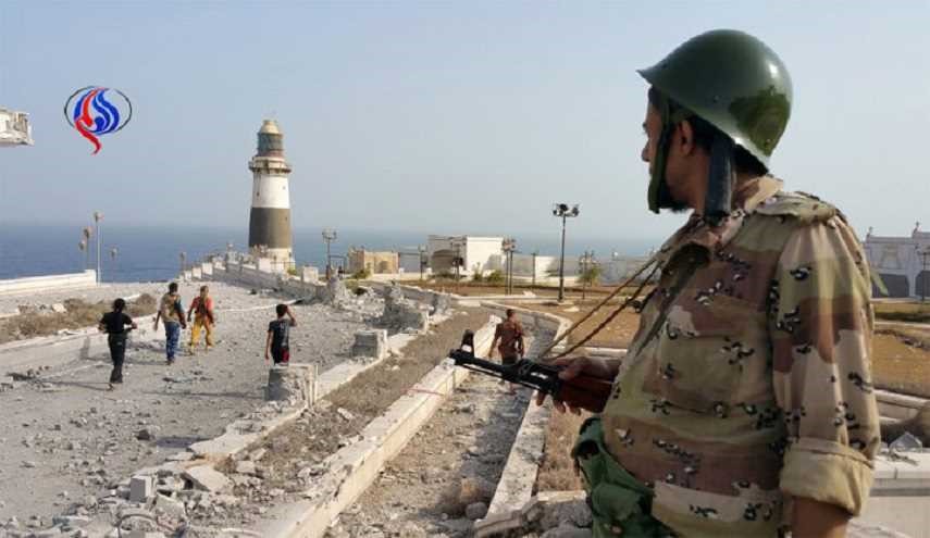 حماية الرئاسة يغلقون بوابة قصر المعاشيق ويمنعون مغادرة أعضاء حكومة هادي