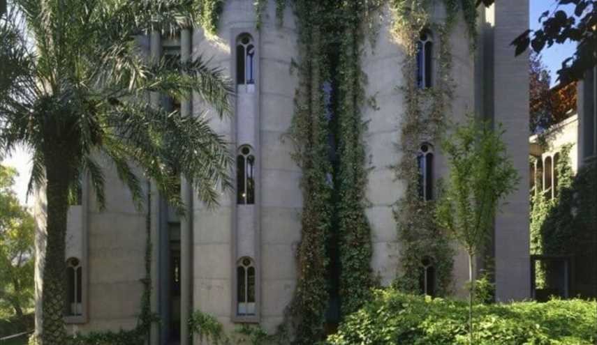 شاهد كيف تحول مصنع اسمنتي الى جنينة على يد مهندس اسباني