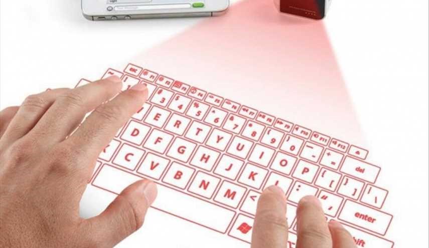 جهاز عرض ليزري يمنحك لوحة كتابة بالحجم الكامل لهاتفك المحمول