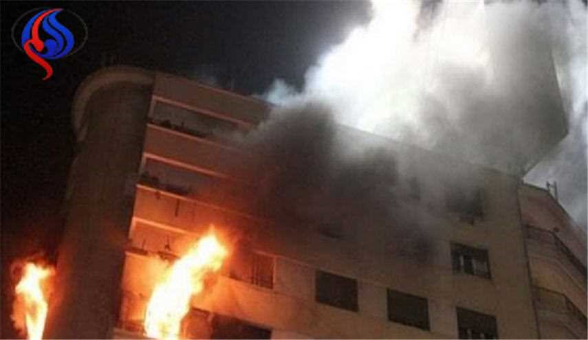 انشغل بإنقاذ جيرانه من الموت حرقا.. فحدثت الكارثة في شقته!