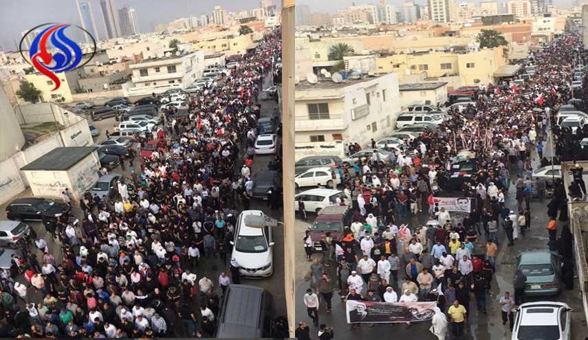 بالصور؛ الالاف يشيعون الشهيد سهوان، والسلطة تواجههم بقنابل الغاز