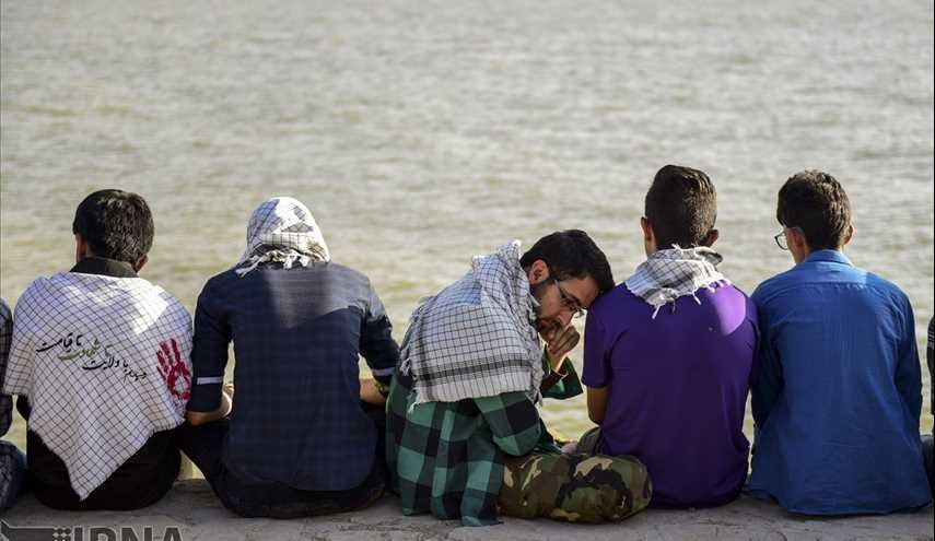 رحلة القوافل على طريق النور