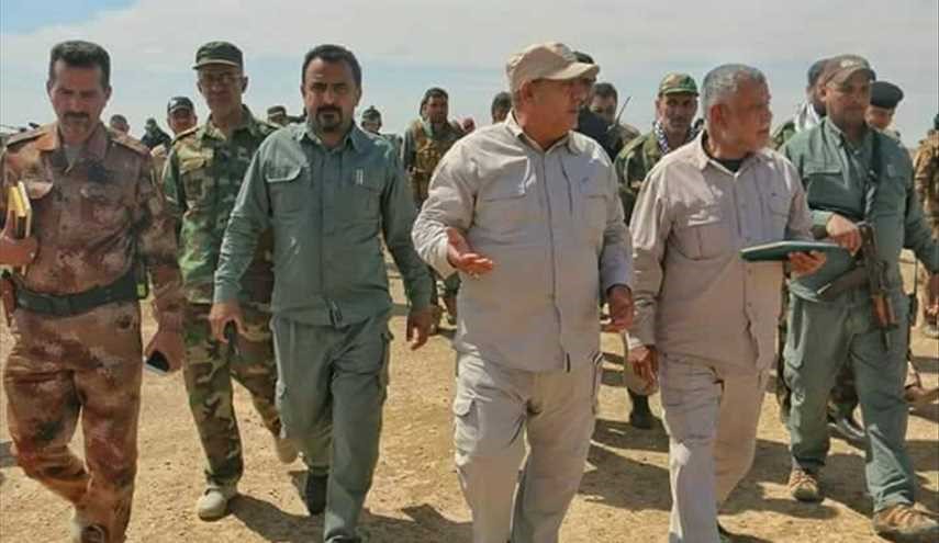 بالصور..الامين العام لمنظمة بدر وقيادي الحشد الشعبي العراقي هادي العامري يتفقد القطعات العسكرية بقاطع عمليات صلاح الدين