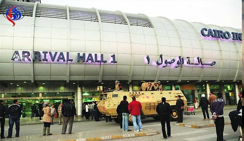 دبلوماسي عربي يثير بلبلة في مطار القاهرة!