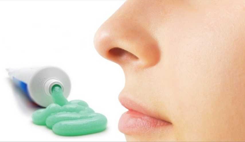 أنفك عريض؟ ضعي عليه معجون الأسنان ولن تصدّقي النتيجة!!