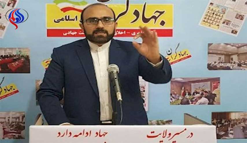 نامزد جریان سوم برای انتخابات ثبت نام کرد