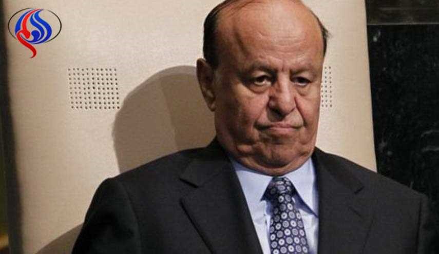 ضغوط إماراتية على منصور هادي لإجراء تعديل حكومي يطيح بـ..