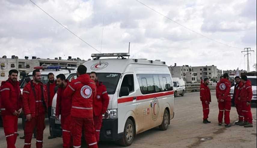 مسعفون ينتظرون فوا وكفريا مدنيين لدخول حلب