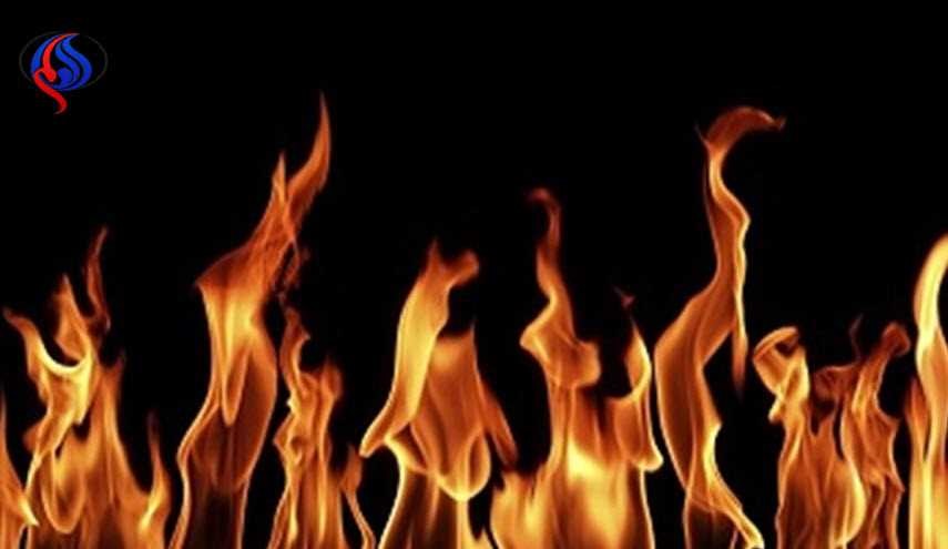 مغربي يشعل النيران في زوجته أمام أعين أطفالهما الـ4 .. والسبب؟