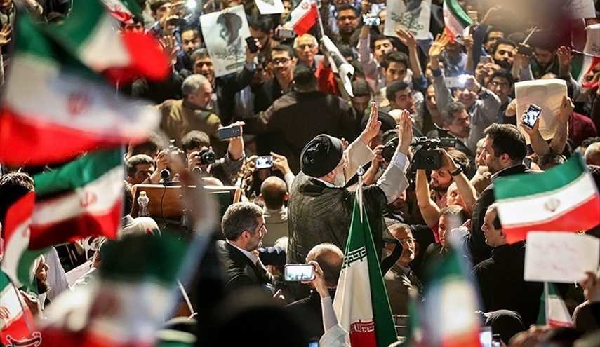 بالصور.. أول ملتقى في طهران للمرشح الرئاسي ابراهيم رئيسي