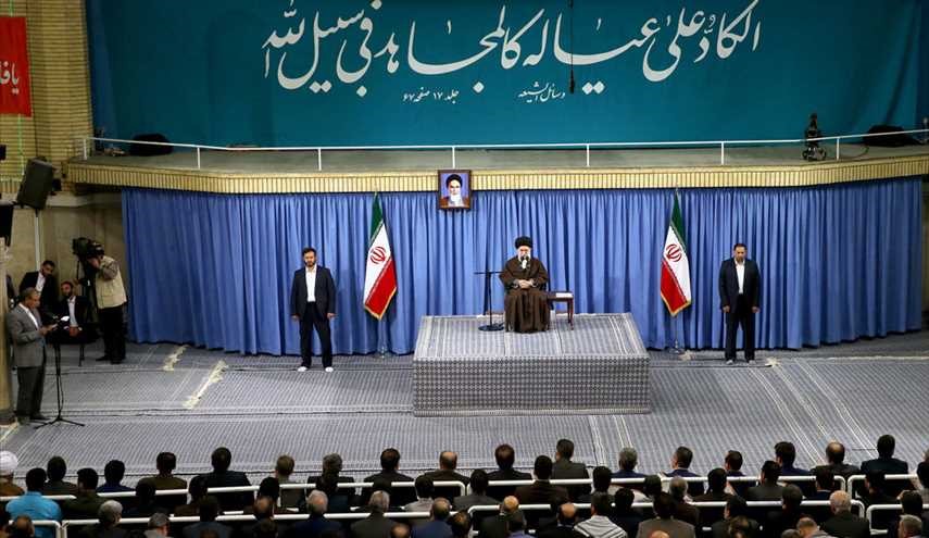 دیدار کارگران با رهبر معظم انقلاب | تصاویر