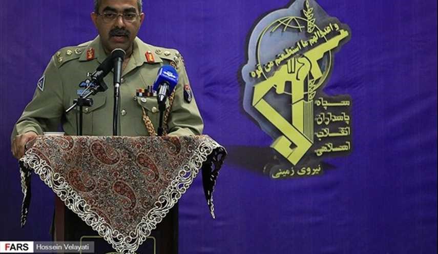 بالصور.. قائد القوة البرية للحرس الثوري يستقبل الملحقين العسكريين الأجانب