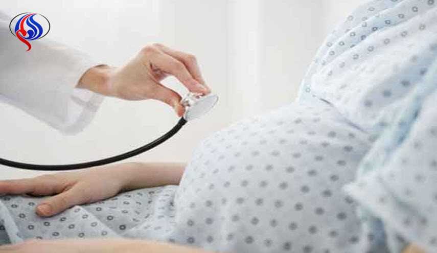 ضغط الأطباء على بطن الأم فكسروا عظام الجنين..هذا ما حدث بعد 6 أسابيع