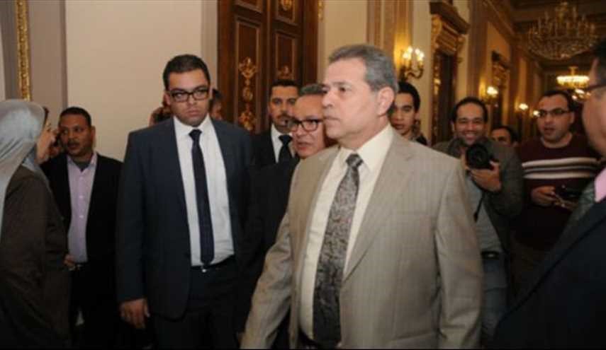 الحكم بحبس توفيق عكاشة نائب البرلمان السابق في مصر لتزويره شهادة الدكتوراه!