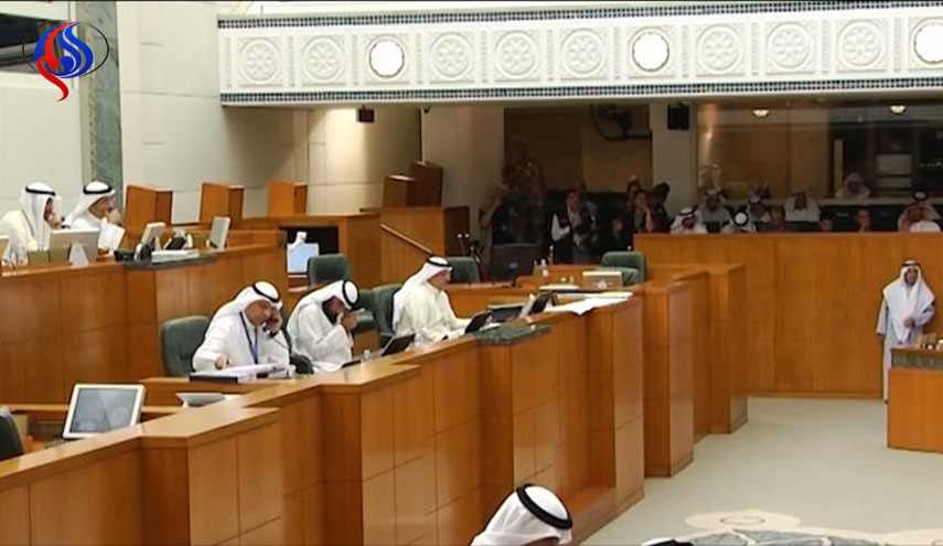 مجلس الأمة الكويتي يستجوب رئيس الوزراء