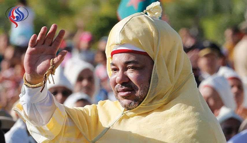 عکس‌های جنجالی شاه مغرب با هنرمندان بین‌المللی!