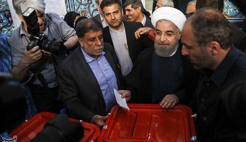حضور حسن روحانی در پای صندوق رای