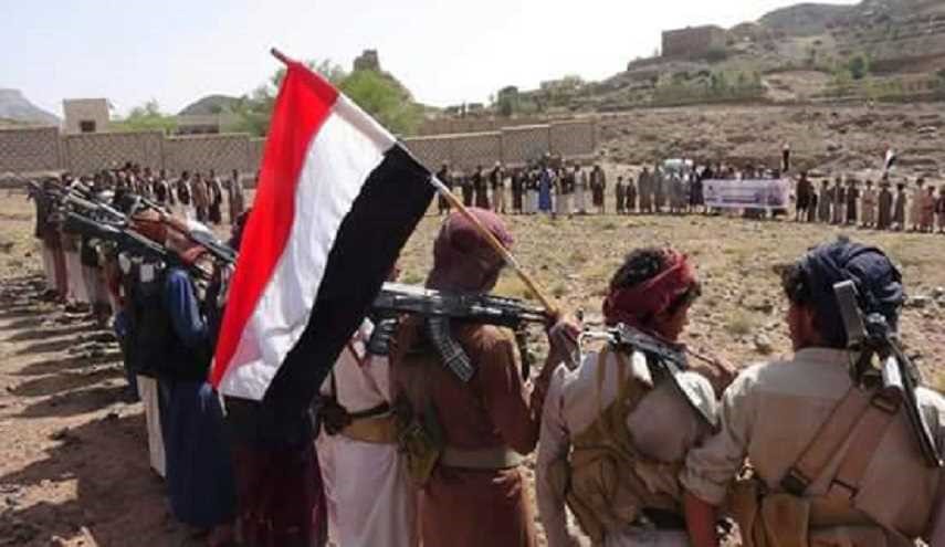 بالصور: وقفة قبلية مسلحة بمأرب رفضا للعدوان ودعما للجبهات
