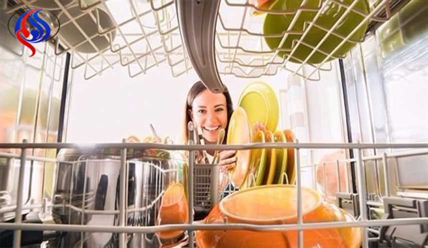 أشياء غير متوقعة يمكنك تنظيفها في غسالة الصحون
