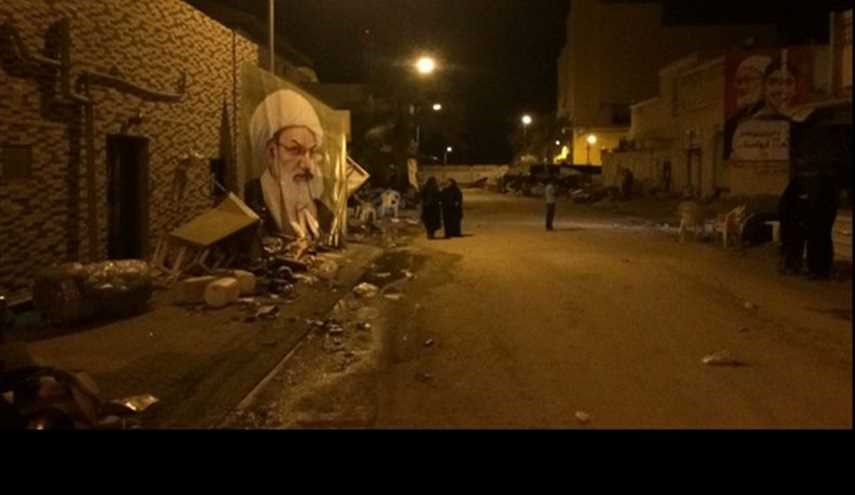 بالصور.. اثار الدماء بالقرب من منزل آية الله قاسم والدمار في البيوت المقتحمة في محيطه