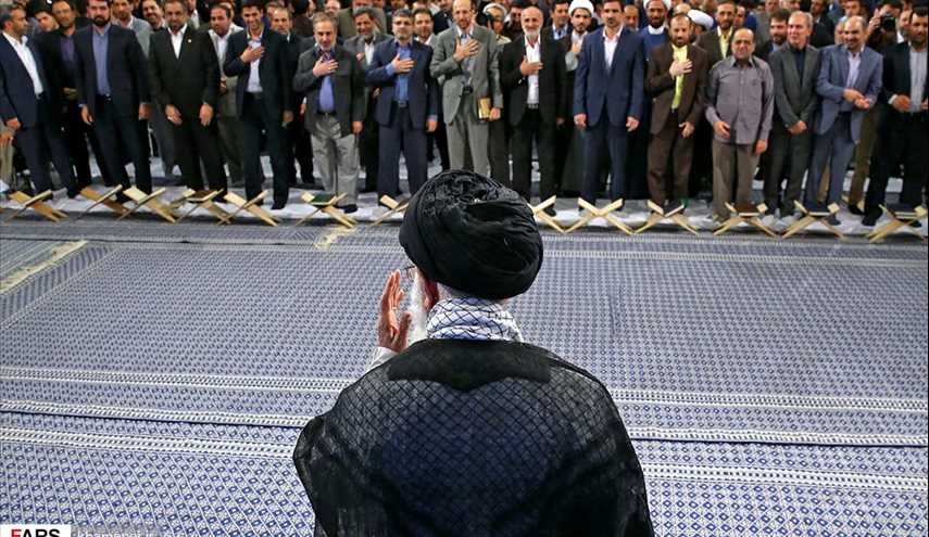 محفل أنس مع القرآن الكريم بحضور قائد الثورة الاسلامية /صور
