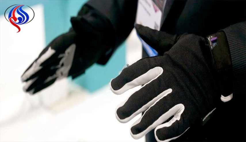 تبديل زبان اشاره به کلمات توسط يک دستکش هوشمند