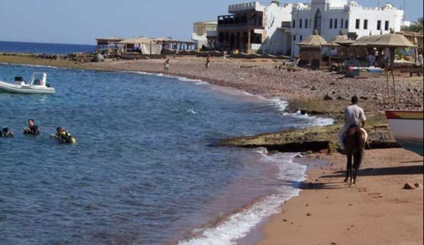 عروس البحر الأحمر .. مدينة دهب في سيناء المصرية ..