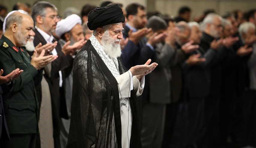 مراسم العزاء بمناسبة ذكرى ليلة جرح اميرالمؤمنين (ع) بمشاركة السيد علي خامنئي
