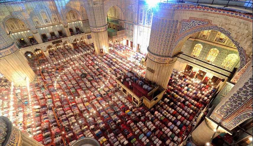 هكذا تبدو الاجواء الرمضانية في اسطنبول
