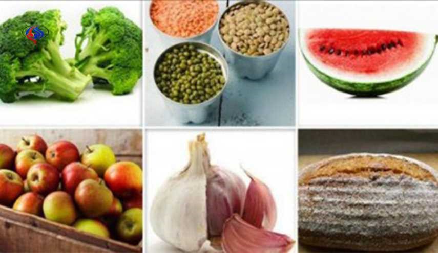 ٨ أكلات تقف في طريقك للرشاقة وتسبب الانتفاخ