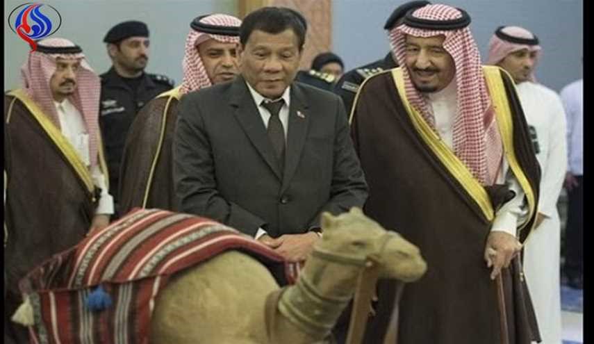 هل كانت الجِمال ترافق الملك سلمان في رحلته إلى قمة العشرين؟