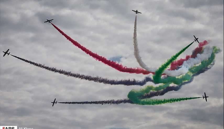 بالصور ..عرض جوي بمعرض 