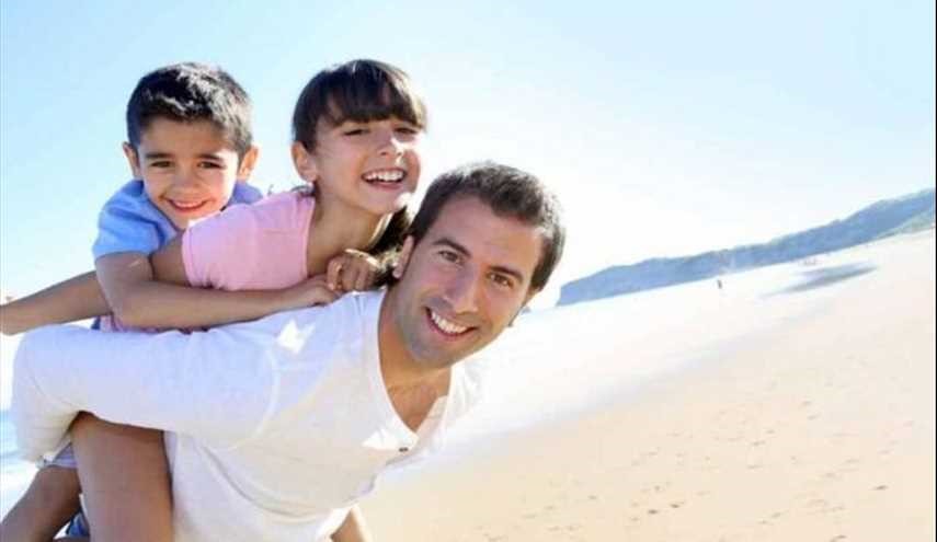 غياب الأب يضر بصحة الأبناء