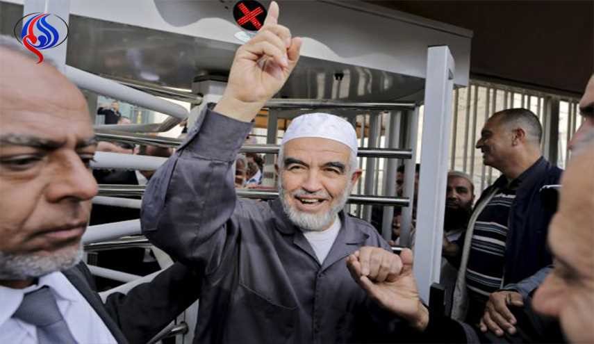 بعد رصد منزله ...الشيخ رائد صلاح: دمي في رقبة ليبرمان!