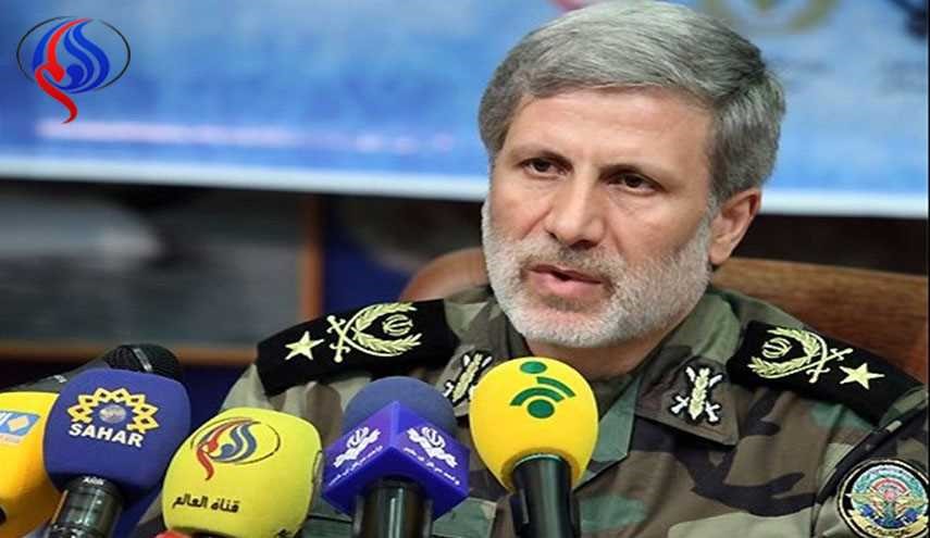 العميد حاتمي: طائرات العدو في الخليج الفارسي وبحر عمان تحاول رصد قواتنا