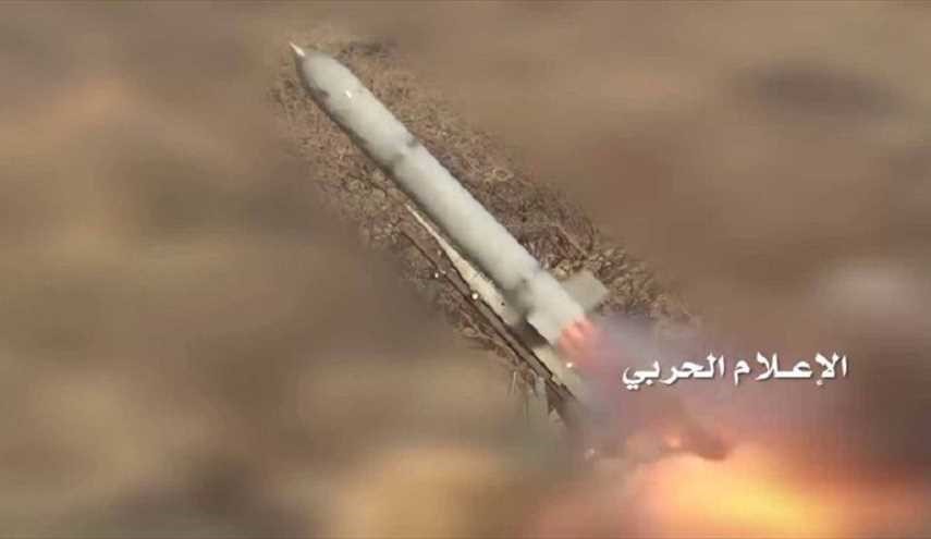 انصارالله والجيش يطلقان صاروخين على تجمع للجيش السعودي في عسير